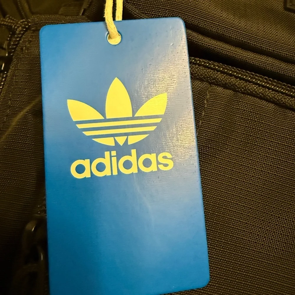 adidas Utility 4 Sling Bag, Men's, Adjustable Strap, Zip Closure, Black